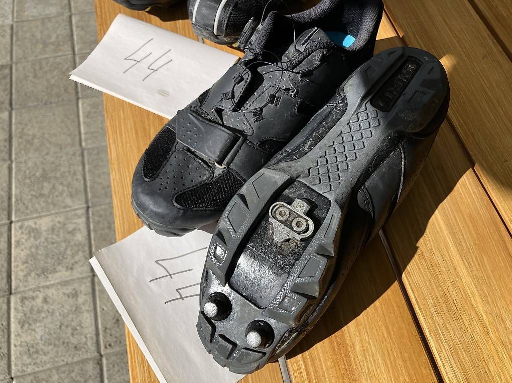 Herrenschuhe: Bike Schuhe 44 – Gebraucht aus Emmenbrücke von Wir5 1
