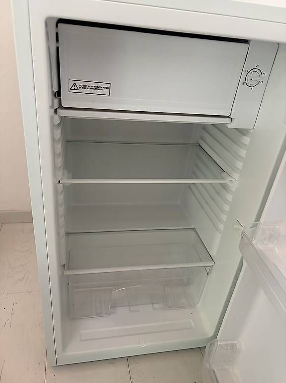 Réfrigérateurs: Mini Kühlschrank neuwertig – D'occasion à Uster par pferber 2