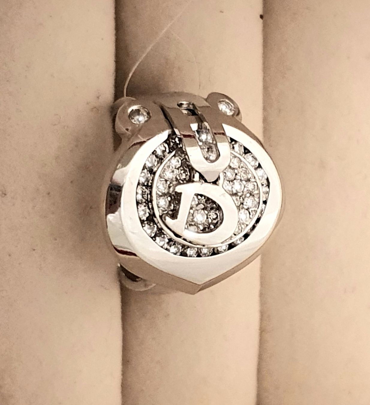 Ringe: Goldring mit Diamanten – Neu und originalverpackt aus Zürich von edu_kvc6 1