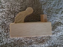 Süsser Hobel aus Holz fürs Puppenhaus