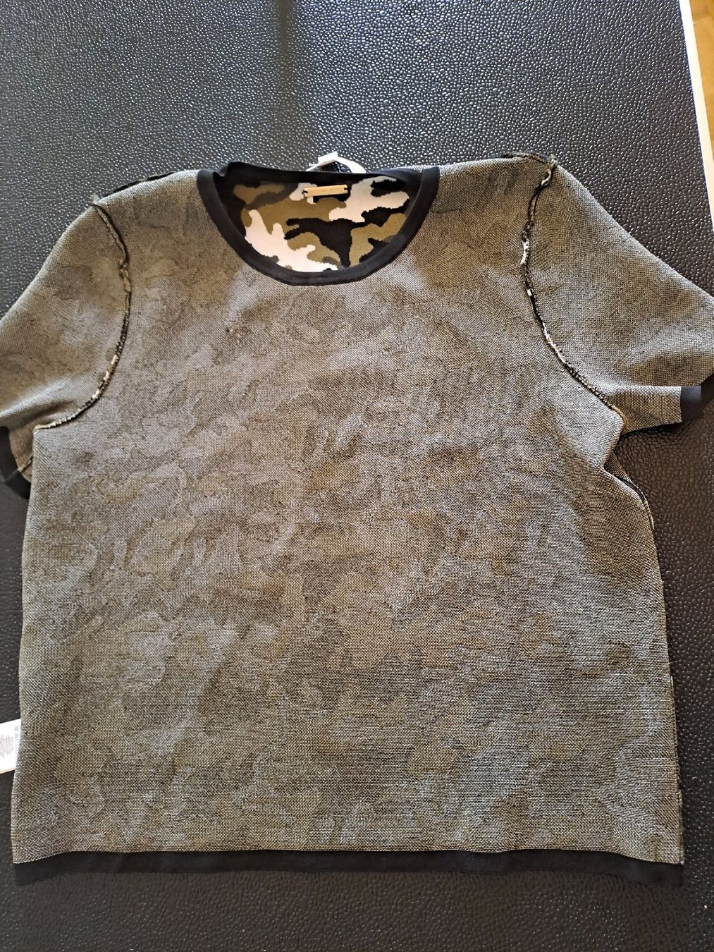 Maglioni & Felpe: Michael Kors Pullover Kurzarm Tarnmuster Gr M top Zustand – Nuovo (secondo la descrizione) da Basel venduto da Sevenaa 5