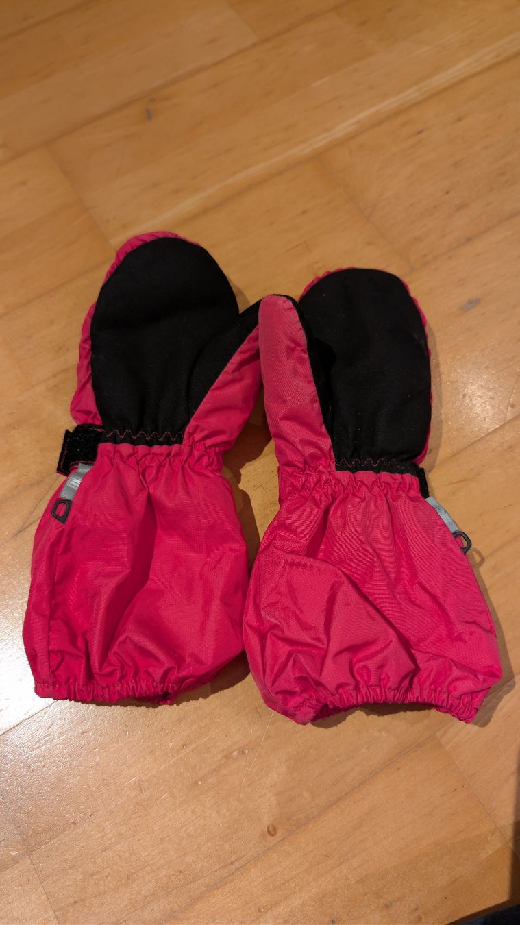 Kinderhandschuhe: Handschuhe – Gebraucht aus Stäfa von Viviane77 1