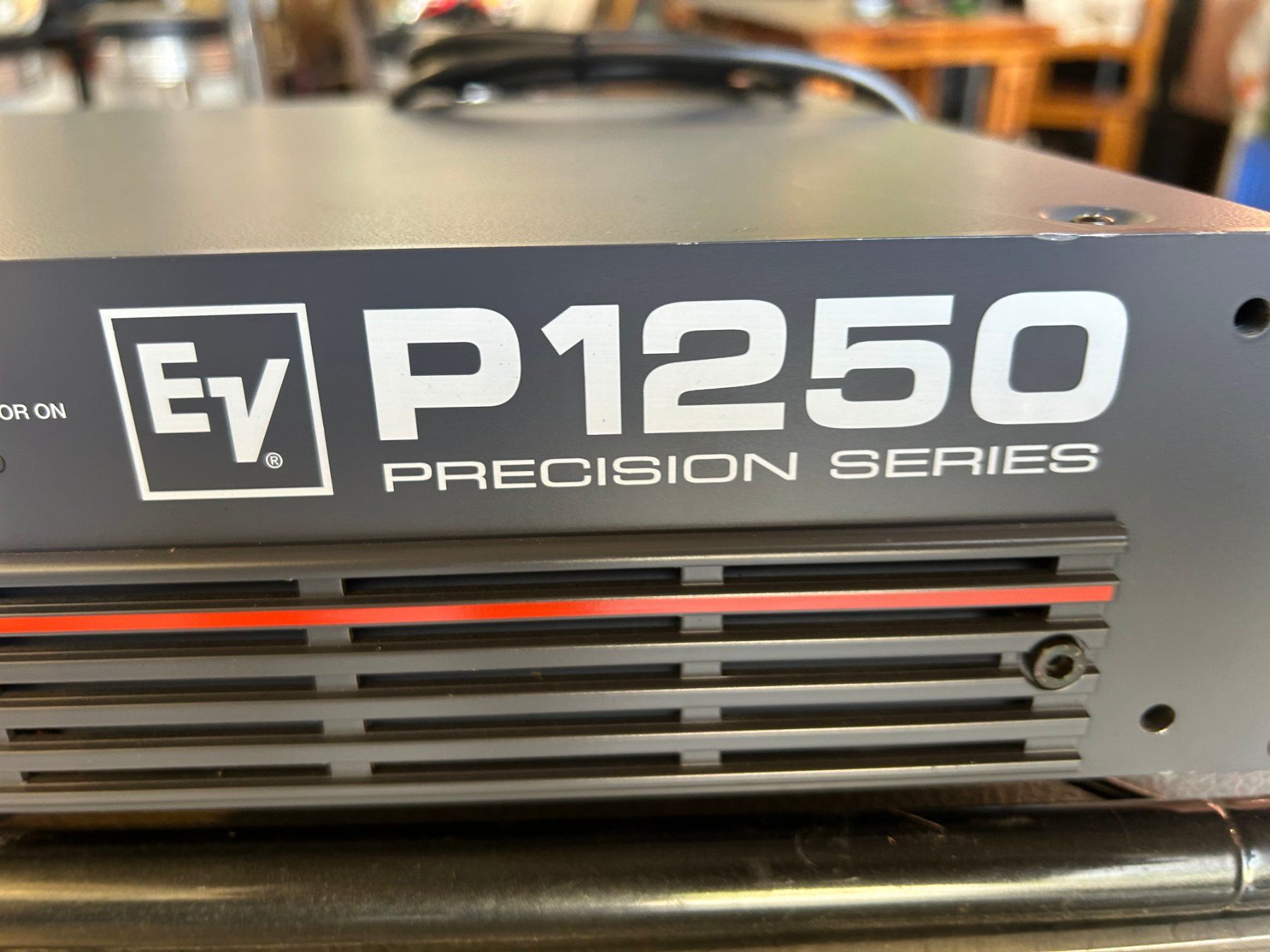 Electro-voice Amplificatori: Electro-Voice P1250 Endstufe Precision Series – Usato da Sugiez venduto da brockicenter 1