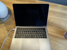 Apple MacBook Pro 13” (2019) – Intel i5, 8GB RAM, 128GB SSD
