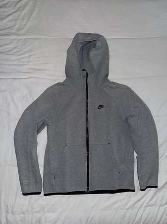 Nike Tech Jacke