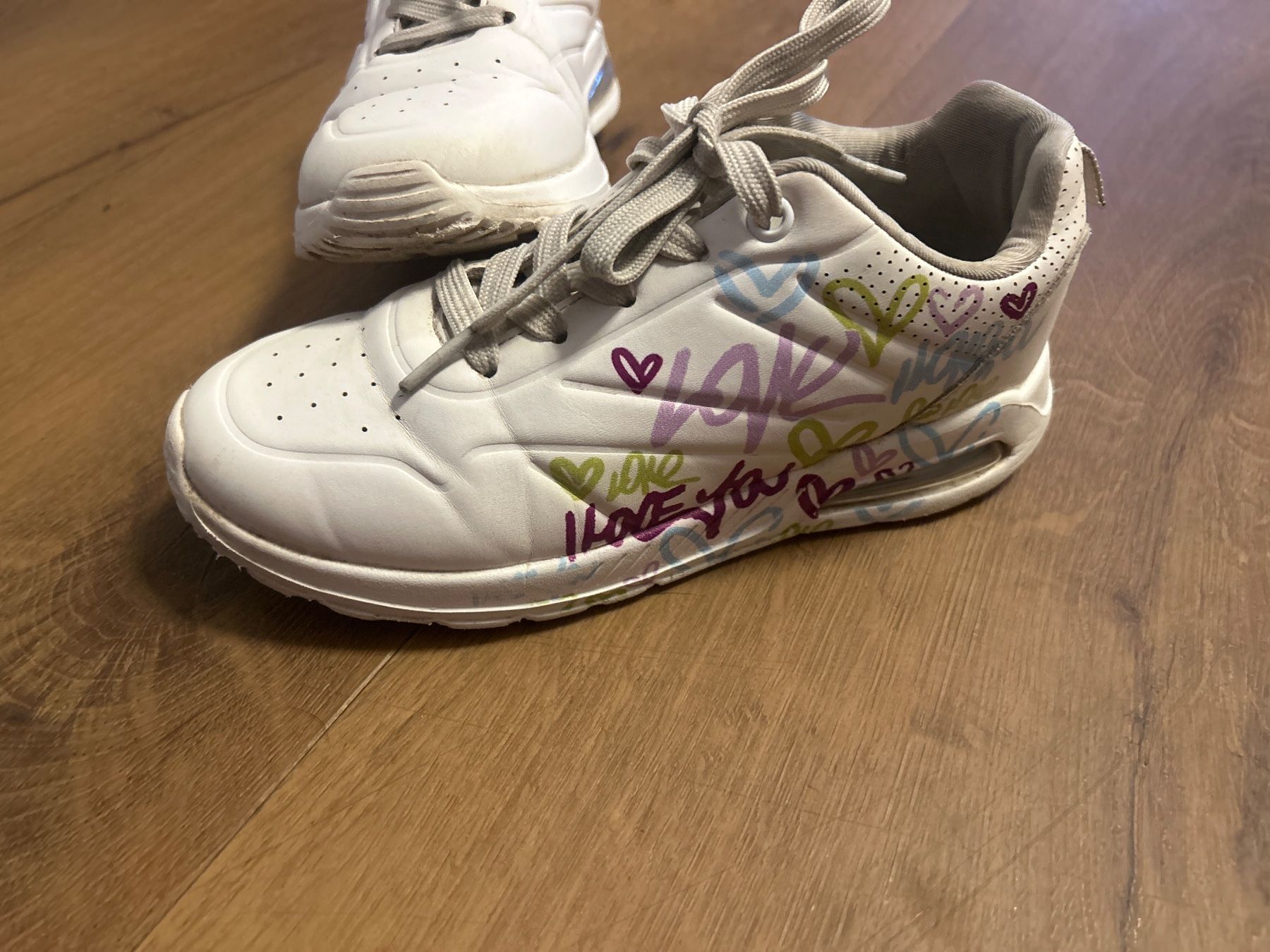 Scarpe per ragazze: Mädchen Sneakers Turnschuhe weiß Gr 33 – Usato da Regensdorf venduto da Spyke55 1