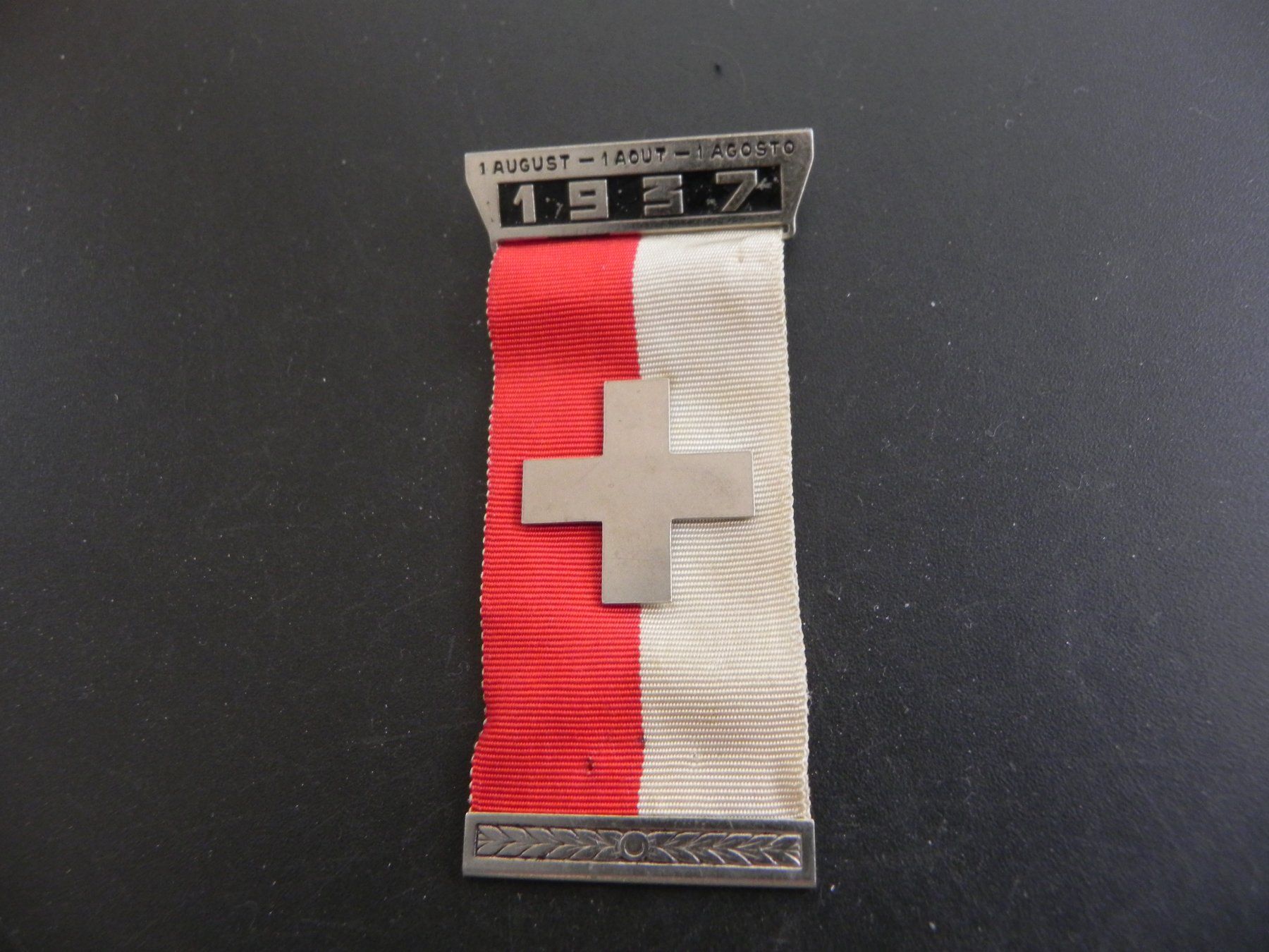 Spille & Fermagli: Abzeichen 1. August 1937 – Usato da Biel/Bienne venduto da Gogolozi