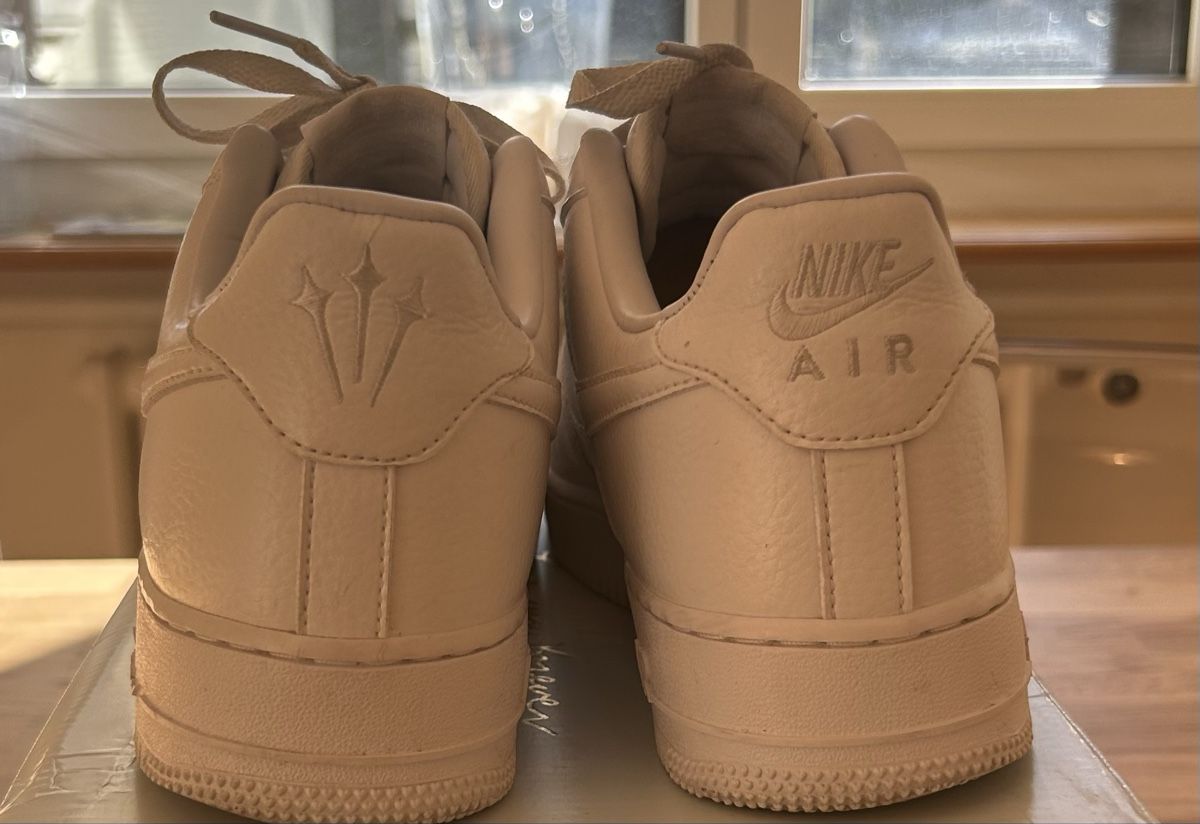 Nike Scarpe da uomo: Nike Air Force 1 Drake Nocta / Gr. 43 – Usato da Zürich venduto da lin_s5j6 3