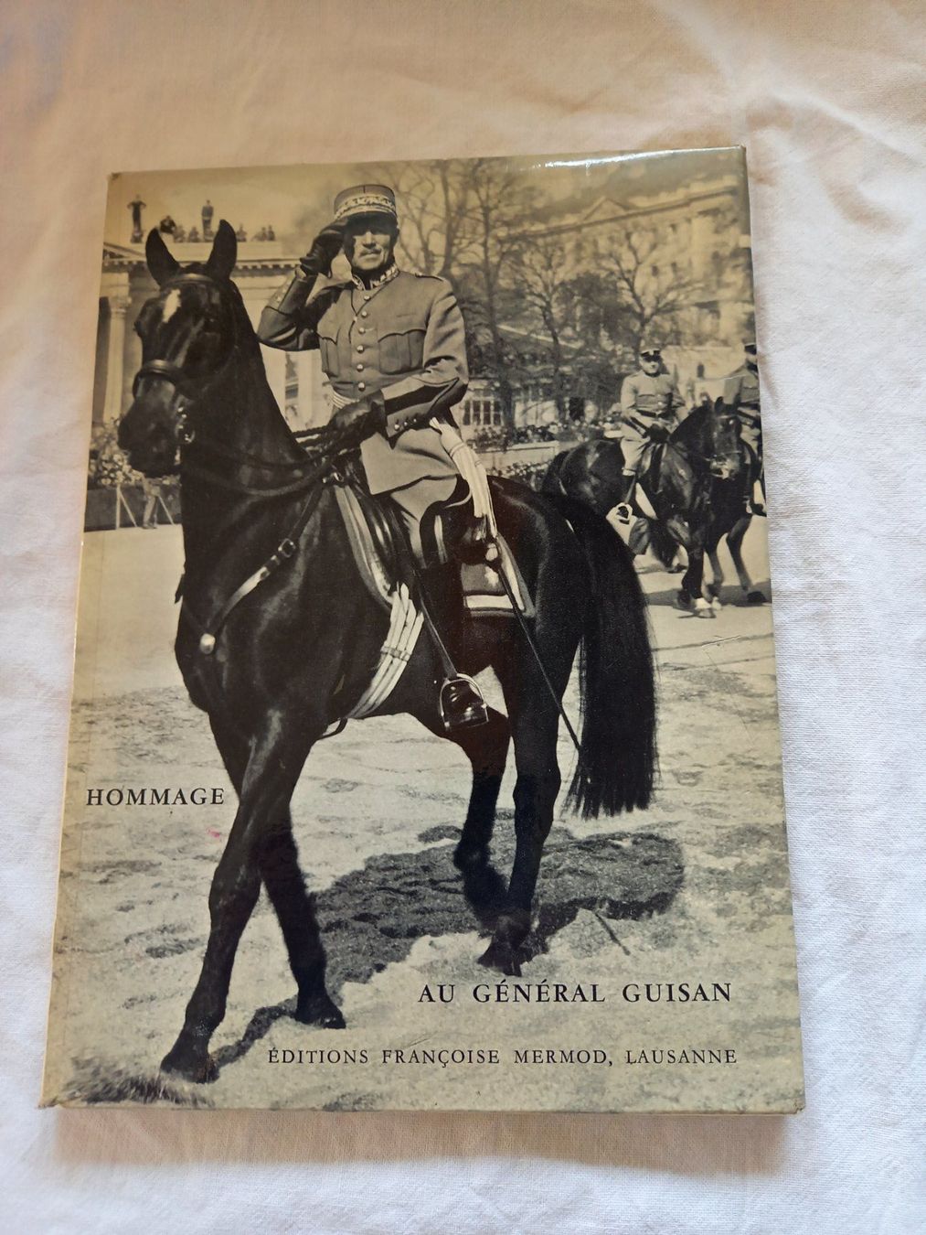 Bücher: Hommage au Général Guisan, 1960 – Gebraucht aus Rossens FR von Souris1