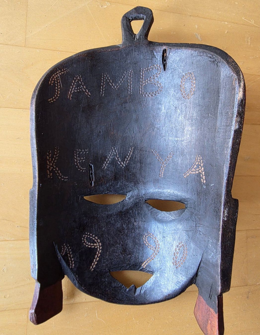 Arte internazionale: Holzmaske Afrika "Jambo Kenya" 22cm – Usato da Basel venduto da Skytime 2