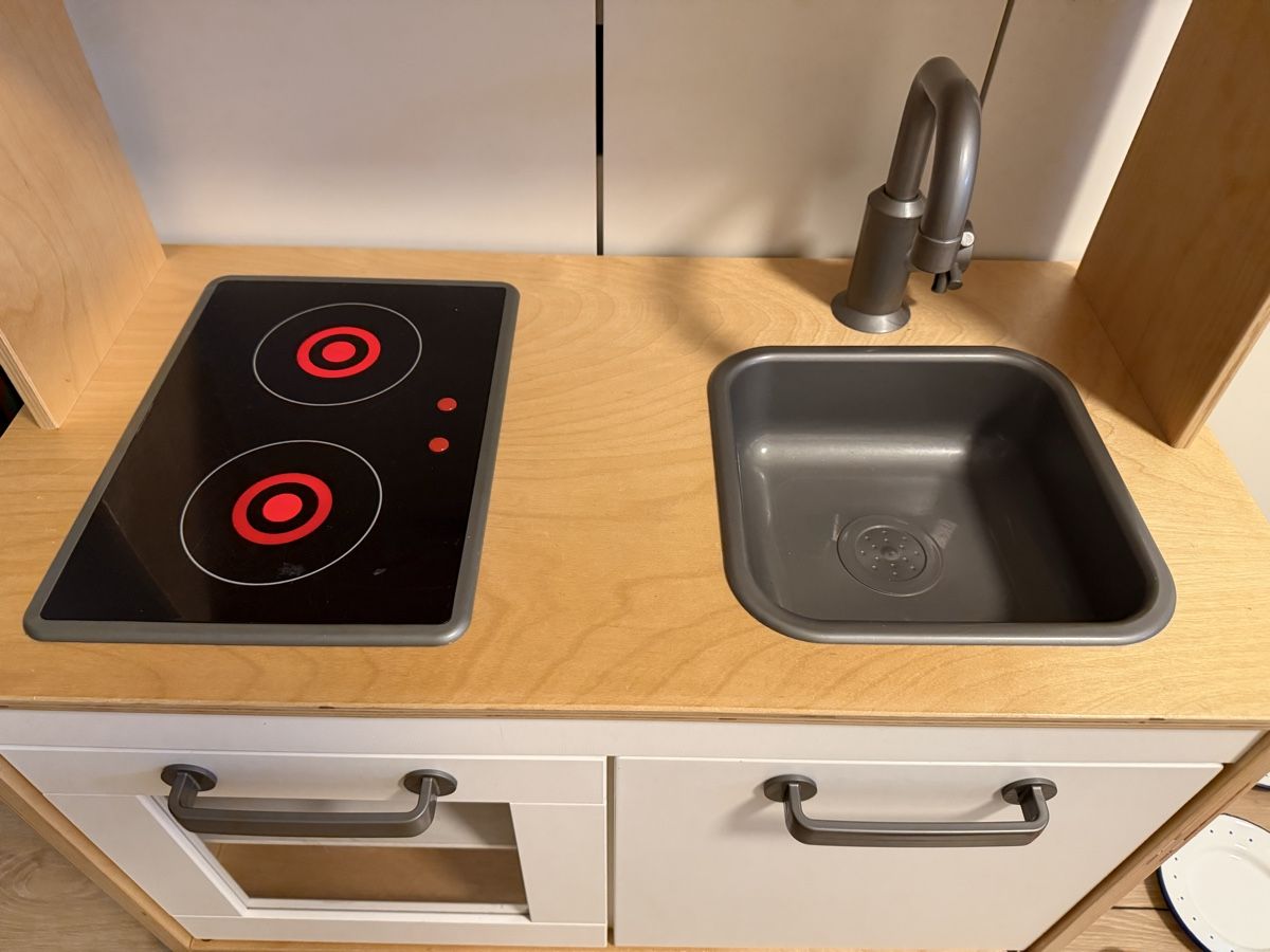 Ikea Giocattoli: Duktig Spielküche von IKEA – Usato da Hüttikon venduto da OR01 1