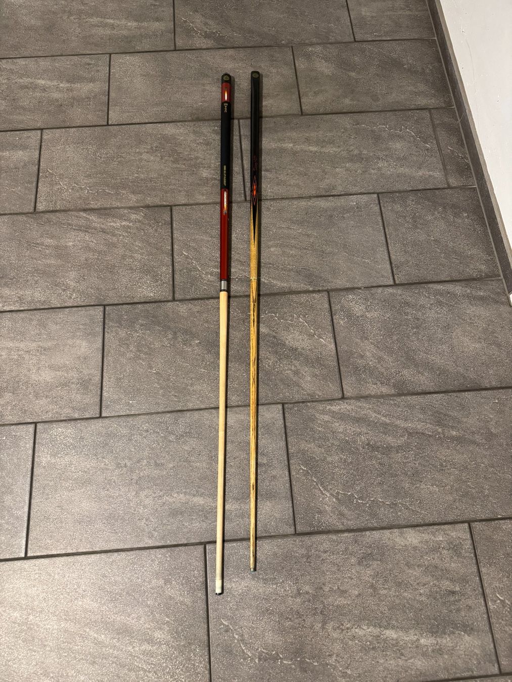 Stecche da biliardo: Billardqueue & Snookerqueue + Tasche, BCE,  guter Zustand – Usato da Tegerfelden venduto da aha4278