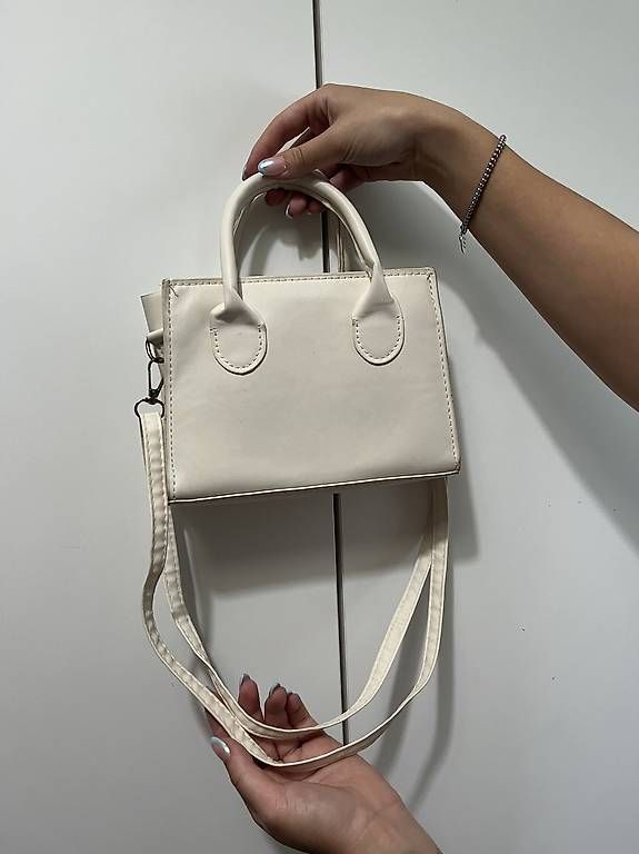 Taschen für Damen: varie borse piccole – Gebraucht aus Gordola von tan_rv2x 1