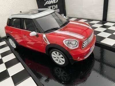 Cooper Modellini d'auto: MINI COOPER COUNTRYMAN im Massstab 1:18 – Nuovo e nell'imballaggio originale da Erlenbach im Simmental venduto da Model_box 1