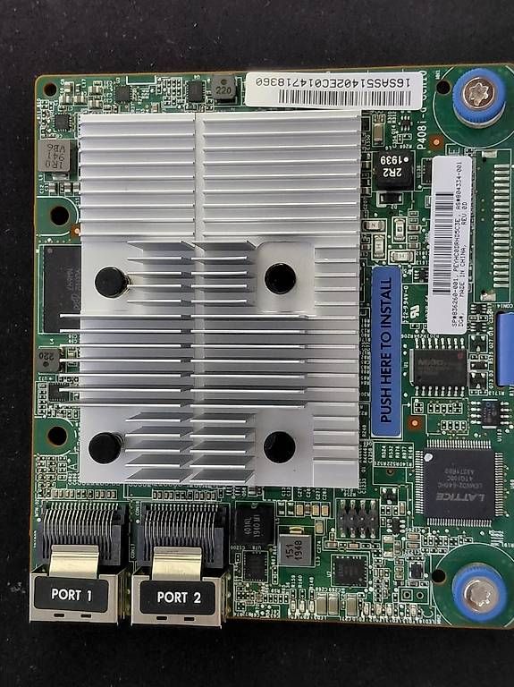 Hewlett Packard Lecteurs & Adaptateurs: HPESmartArray P408i-a Gen10 RAID-Controller SAS-Kabel DL360 – D'occasion à Däniken SO par p_b_v7bh