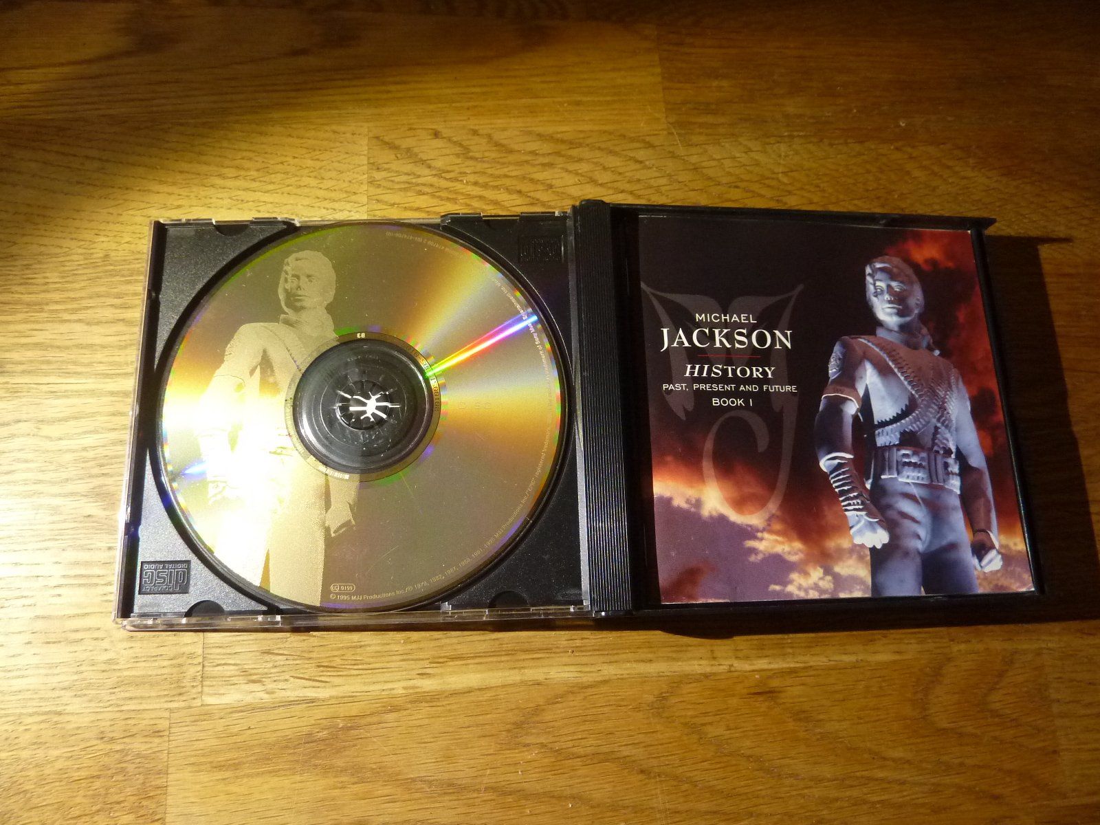 CD: Michael Jackson History 2CD-Box Book 1 – Usato da Hochfelden venduto da swissice 1
