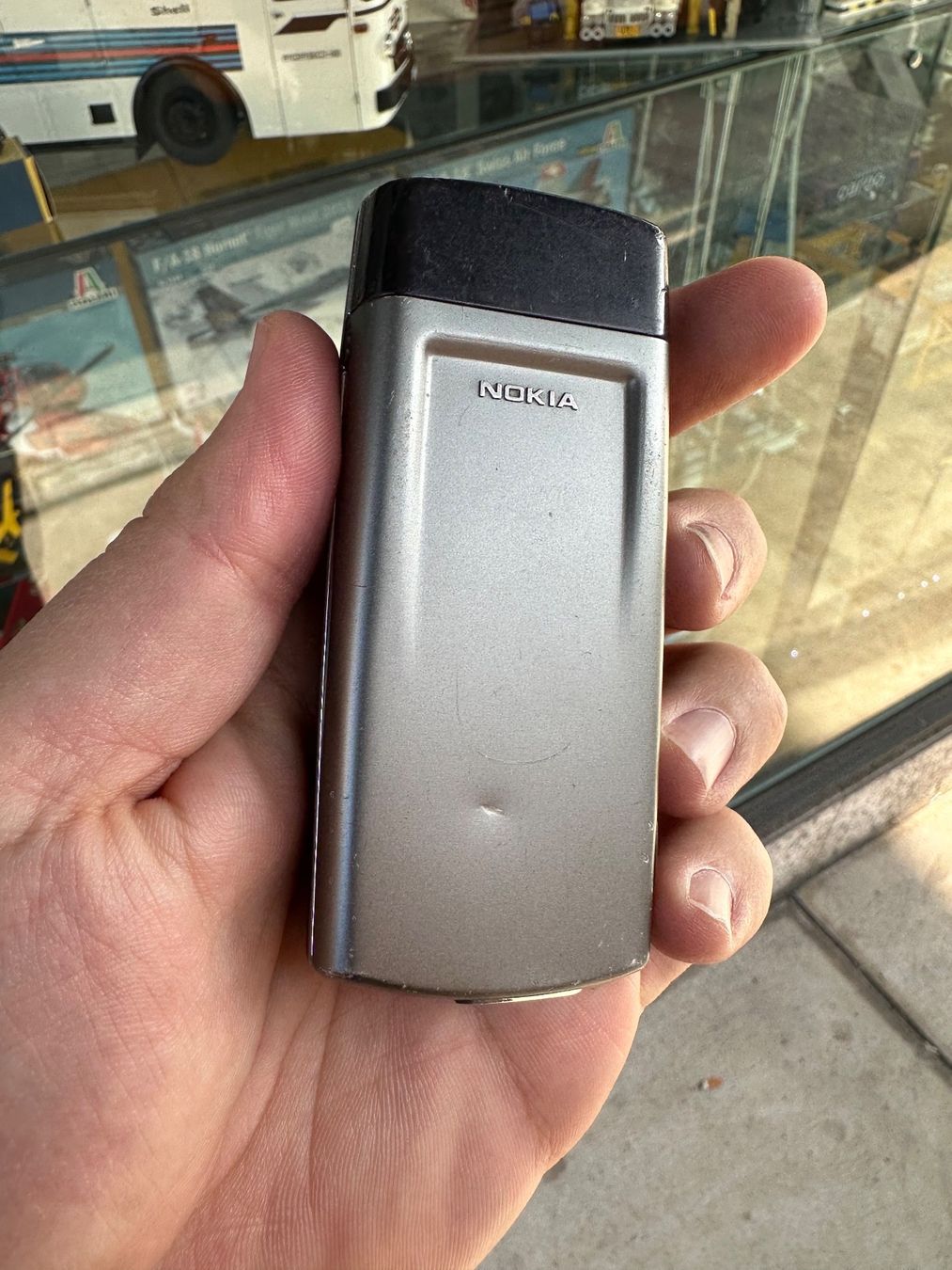Nokia Telefoni cellulari / Smartphones: Nokia 8890 Titan Vintage – Difettoso da Chiasso venduto da Carrara-Modellismo 1