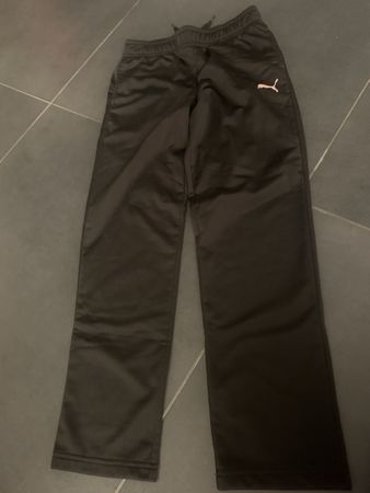 Puma Sporthosen Kinder Grösse 152 guter Zustand