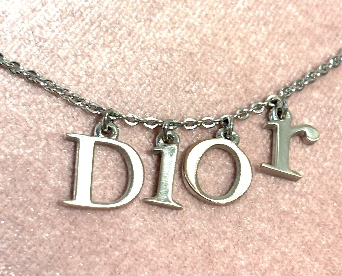 Dior Catenine: DIOR Logo Necklace Circa 1990-2000 – Usato da Winterthur venduto da Atelier.W 3