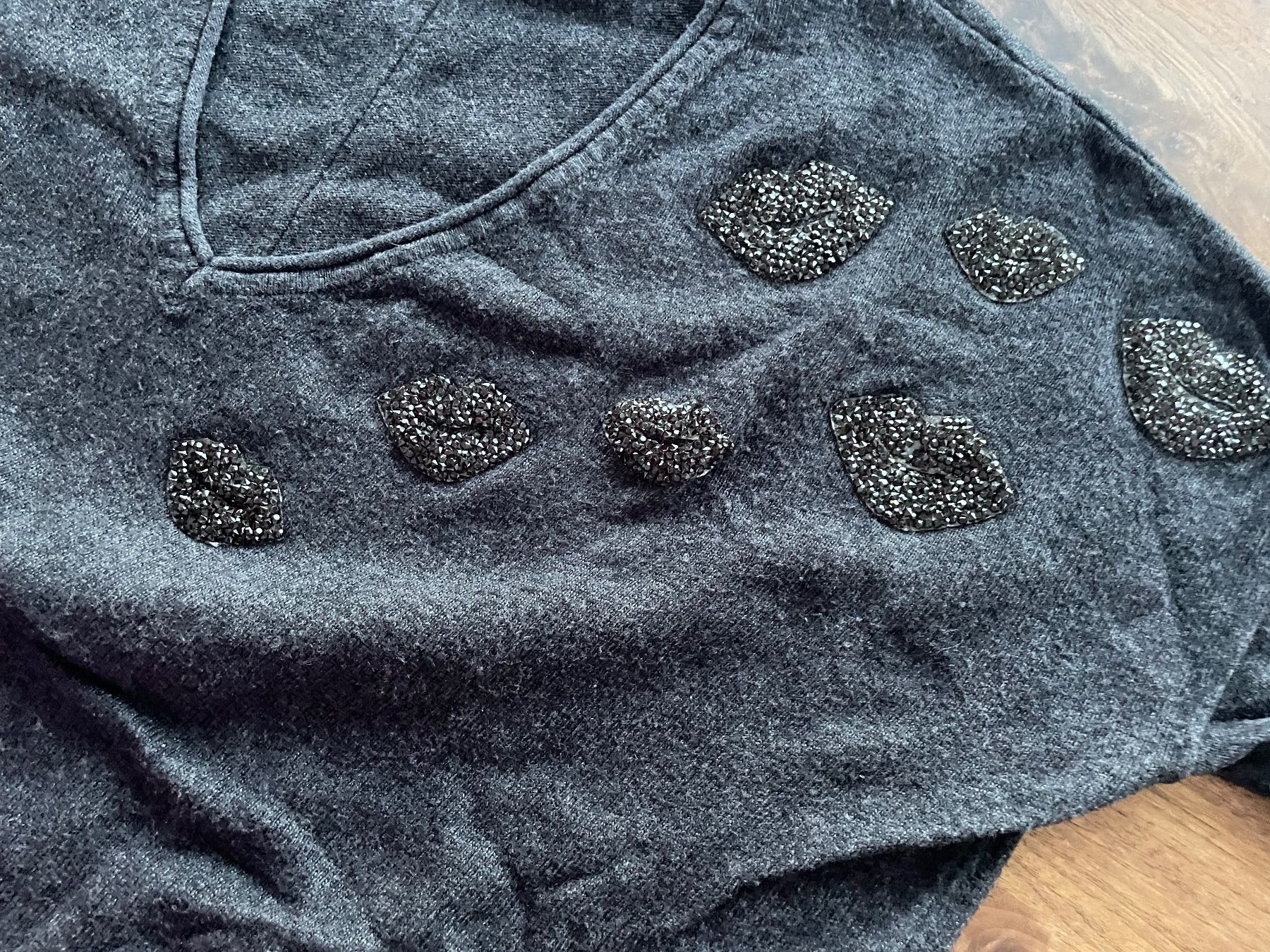 Pullover & Sweatshirts: Damen Pullover grau Grösse L – Gebraucht aus Unteriberg von fae_2gz2 3