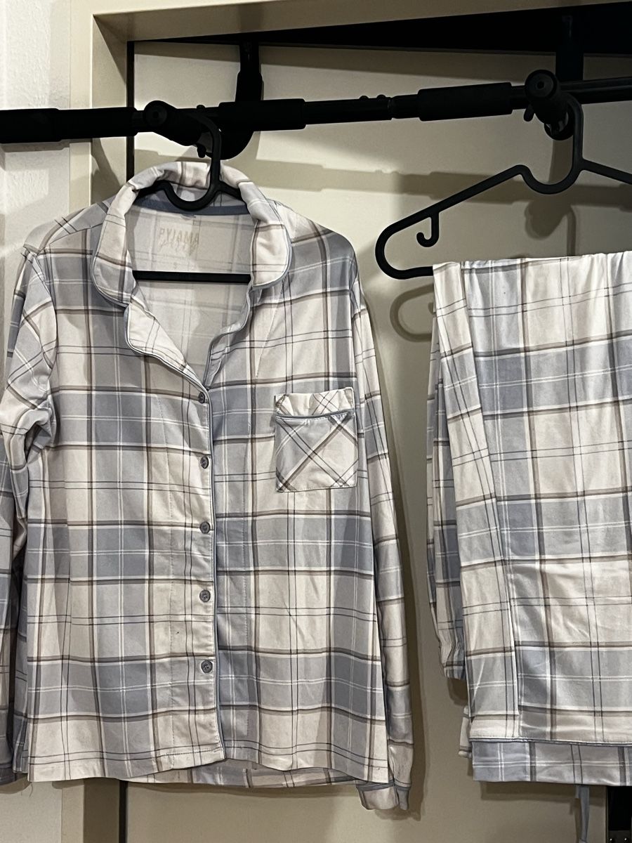 Négligés & Pyjamas: Pyjama – Neuf (Voir description) à Zürich par sha_207 1