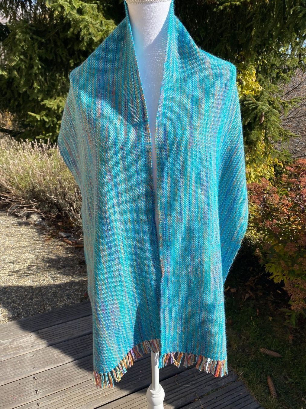 Foulard & Sciarpe: Neuf - Écharpe tissée à la main – Nuovo e nell'imballaggio originale da Randogne venduto da BonnieG 1