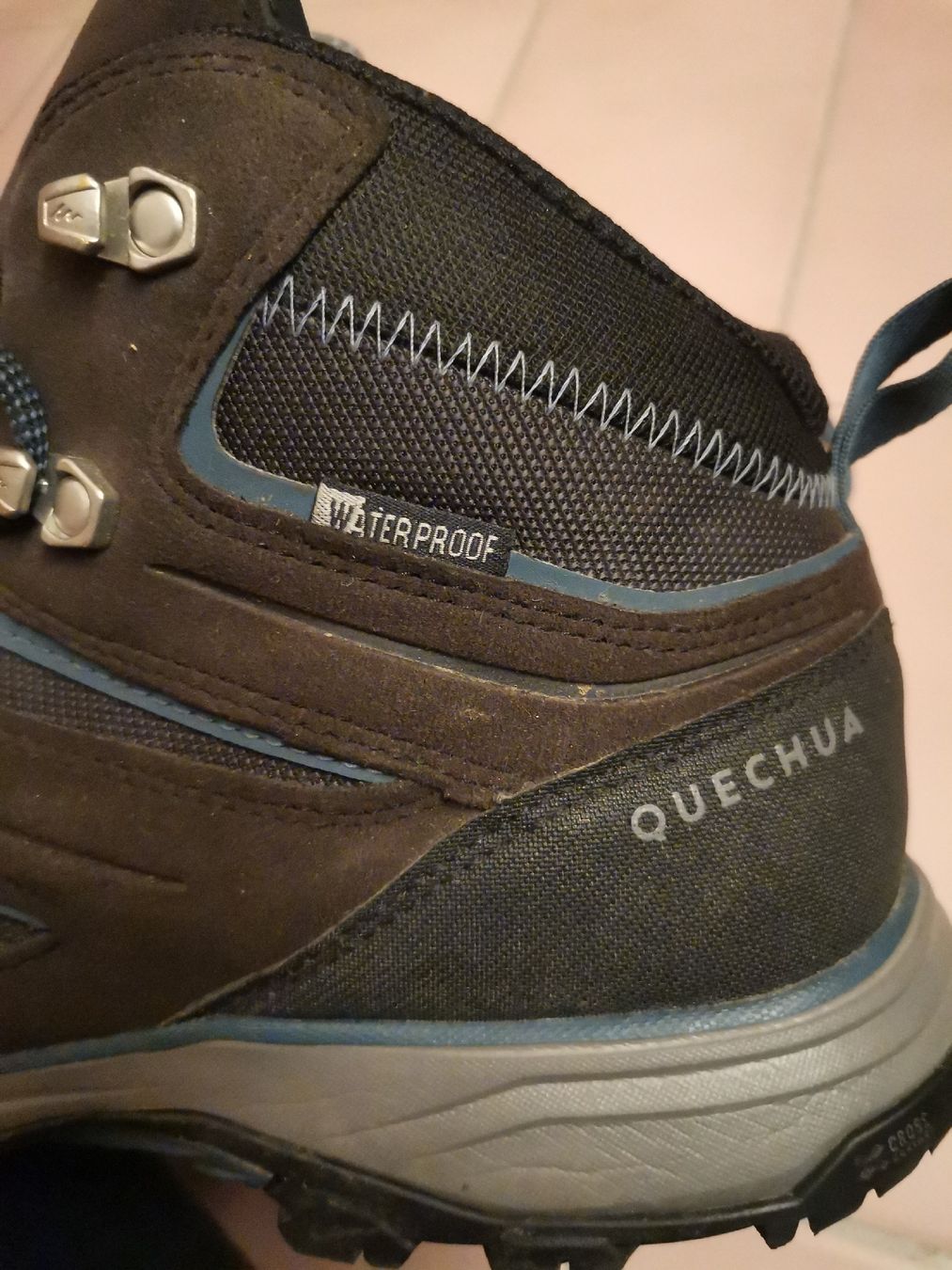 Scarpe per ragazzi: Wanderschuhe Quechua Gr. 43 – Usato da Winterthur venduto da Chinaza 5