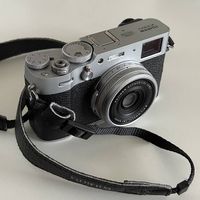 Fujifilm X100V