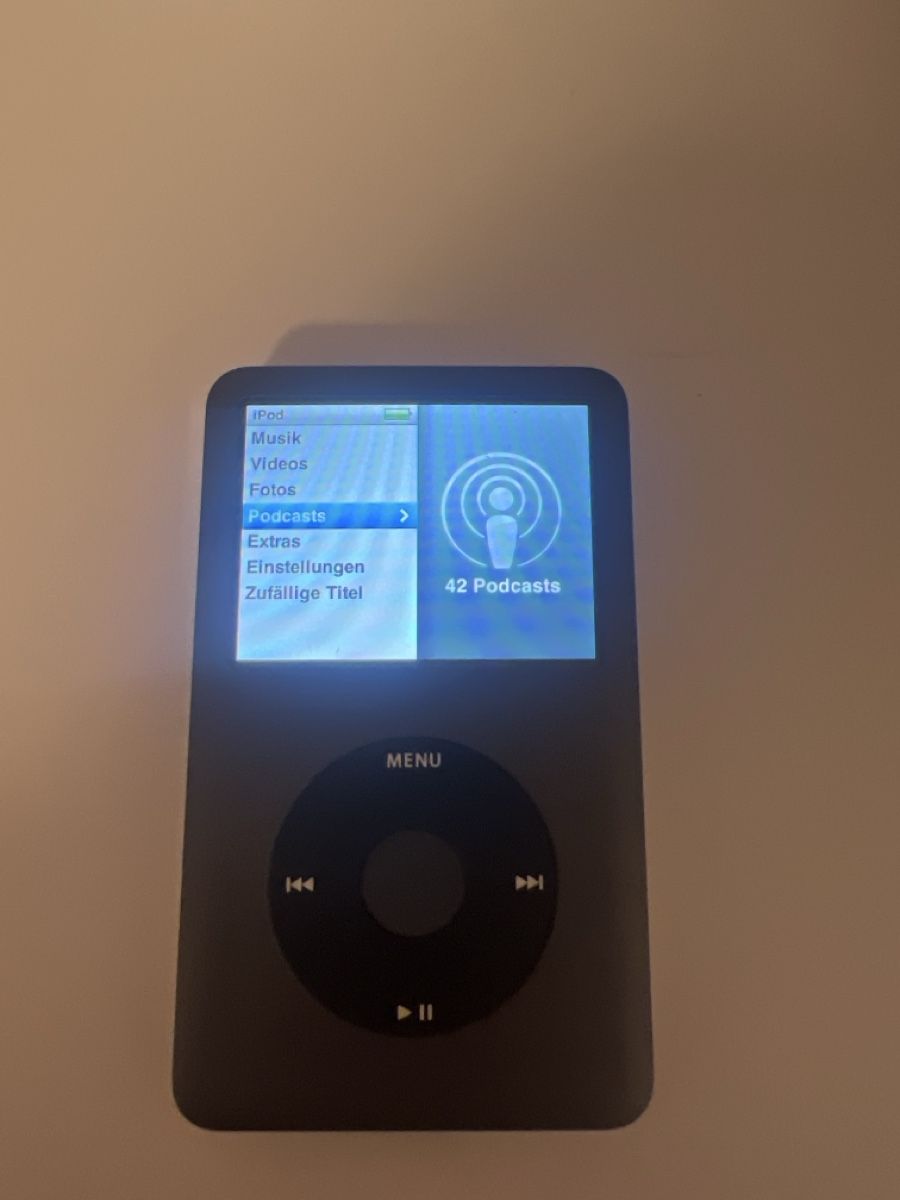 Apple Lettore multimediale portatile: iPod Classic mit Ladekabel guter Zustand – Usato da Kirchberg BE venduto da raifle 1