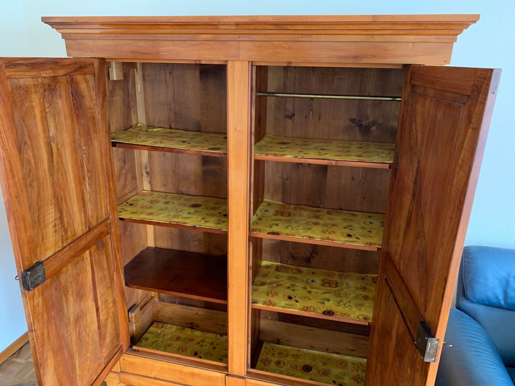 Armoires: Biedermeier Schrank 1810 Kirschholz – D'occasion à Muri AG par ailube 1