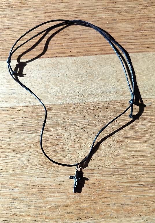Catenine: Kette Jesus Kreuz – Usato da Kehrsatz venduto da BPortmannn