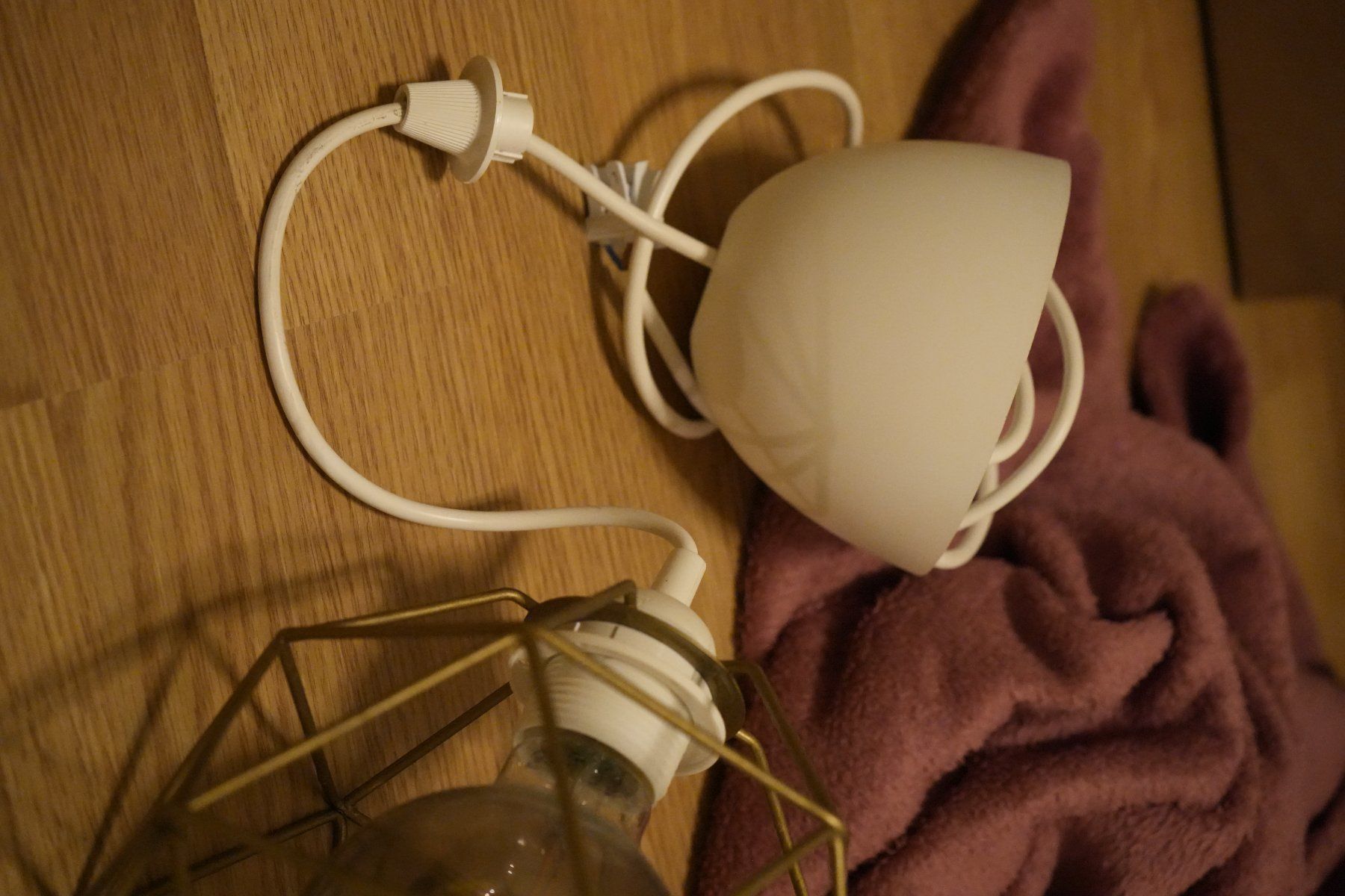 Ikea Lampade: 2 neue grosse IKEA Lampen – Usato da Zürich venduto da DanaKV 4