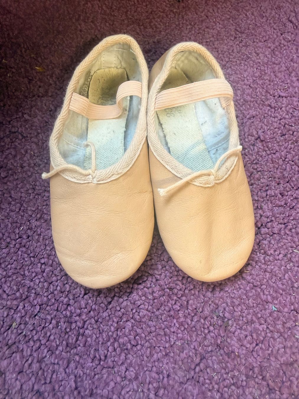 Scarpe per ragazze: Ballettschuhe, Gr. 12 !🩰 – Usato da Klingnau venduto da Nirvana