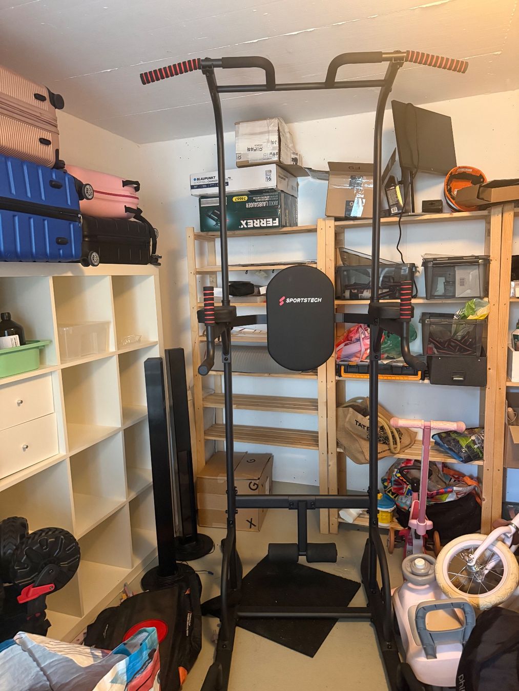 Vélos d'appartement: Sportstech Dip Station NEU – Neuf (Voir description) à Villnachern par dor_g9r7