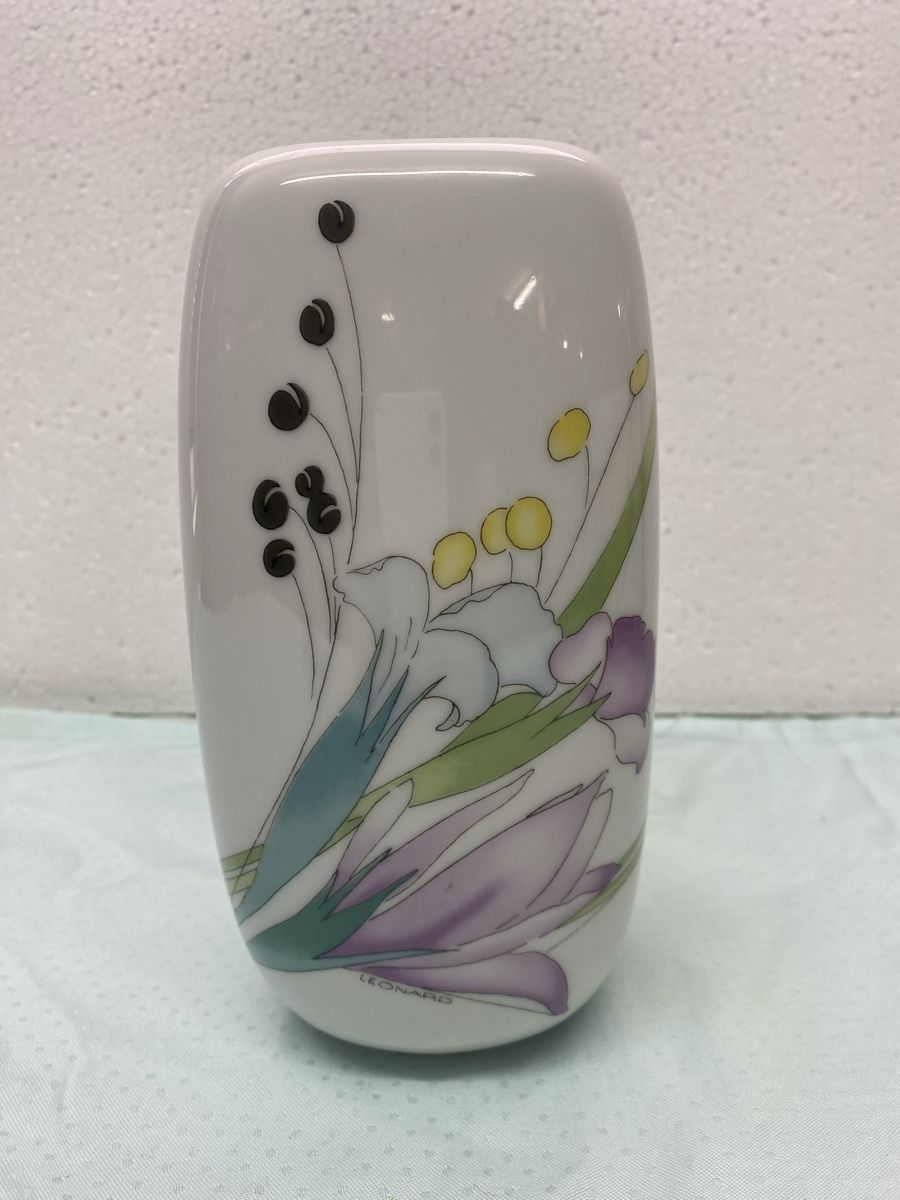 Vasi & Recipienti: Schöne Leonardo Vase mit Frühlingsblumen-Motiv - – Usato da sursee venduto da trilli-tralli