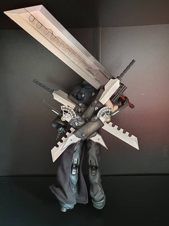 Figurines: Figurine Cloud Final Fantasy VII – D'occasion à Faoug par Krengi 2