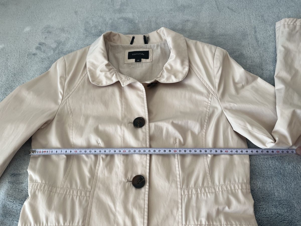 Comma Cappotti: Comma, Trenchcoat, Light coat , Gr. 36, Beige – Nuovo (secondo la descrizione) da Gümligen venduto da caron__ 3