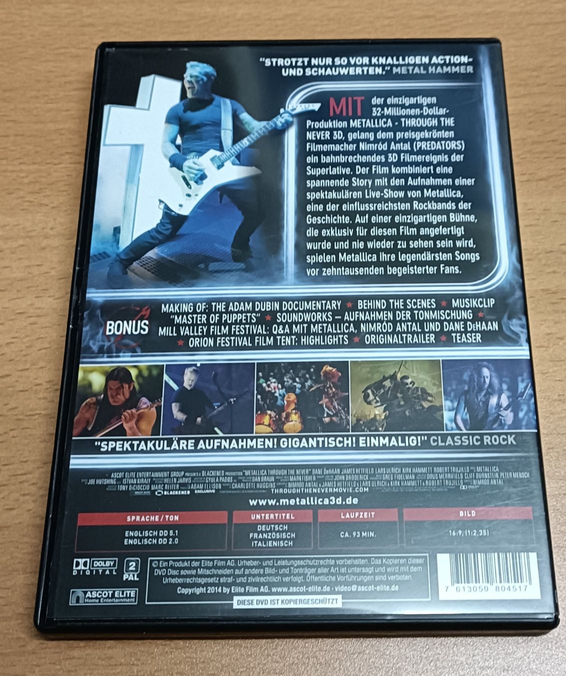 Tutti i DVDs: Metallica Through The Never 2-Disc-Set DVD mit Fan Material – Usato da Köniz venduto da Movieportal007 2