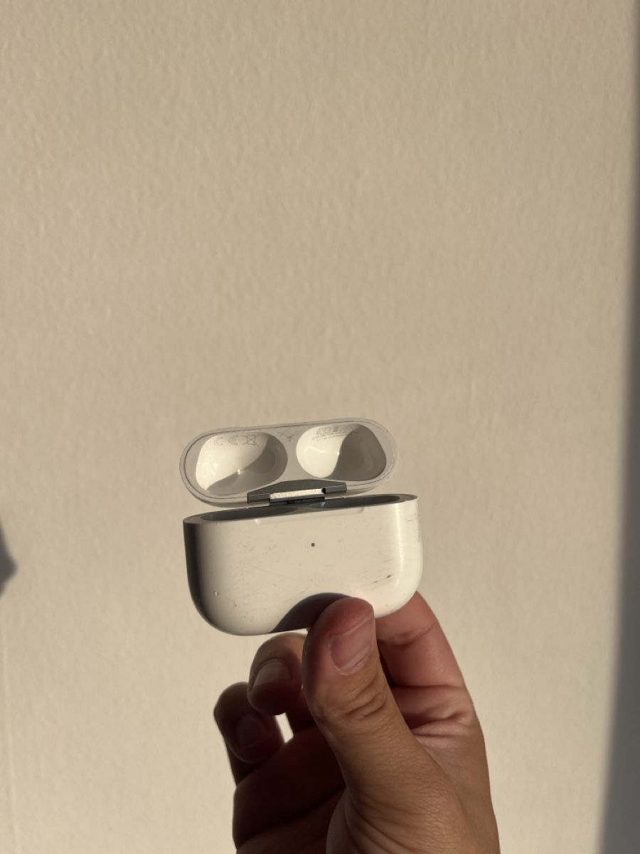 Cuffie: AirPods 3. Gen & Ladecase 2. Gen – Usato da Jegenstorf venduto da chrisch2ooo 1