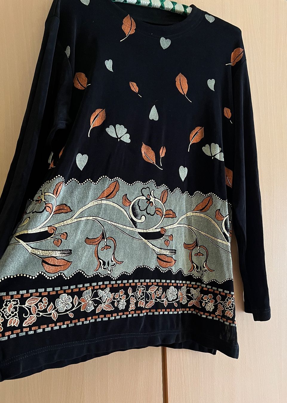 Tops: Herbstliches Oberteil – Gebraucht aus Therwil von blubblubblubb 1