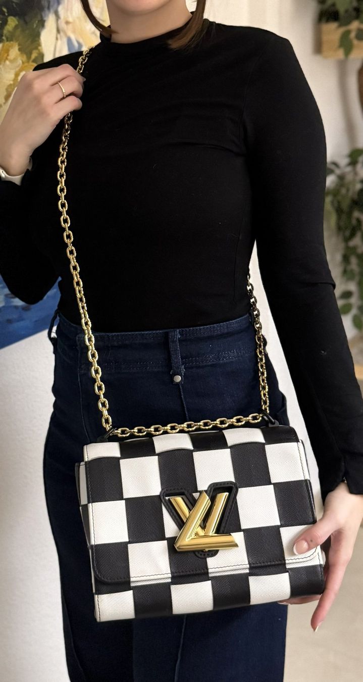 Louis Vuitton Borse da donna: Louis Vuitton Twist MM Epi Checkered – Nuovo (secondo la descrizione) da Oberburg venduto da Cheysirius 4