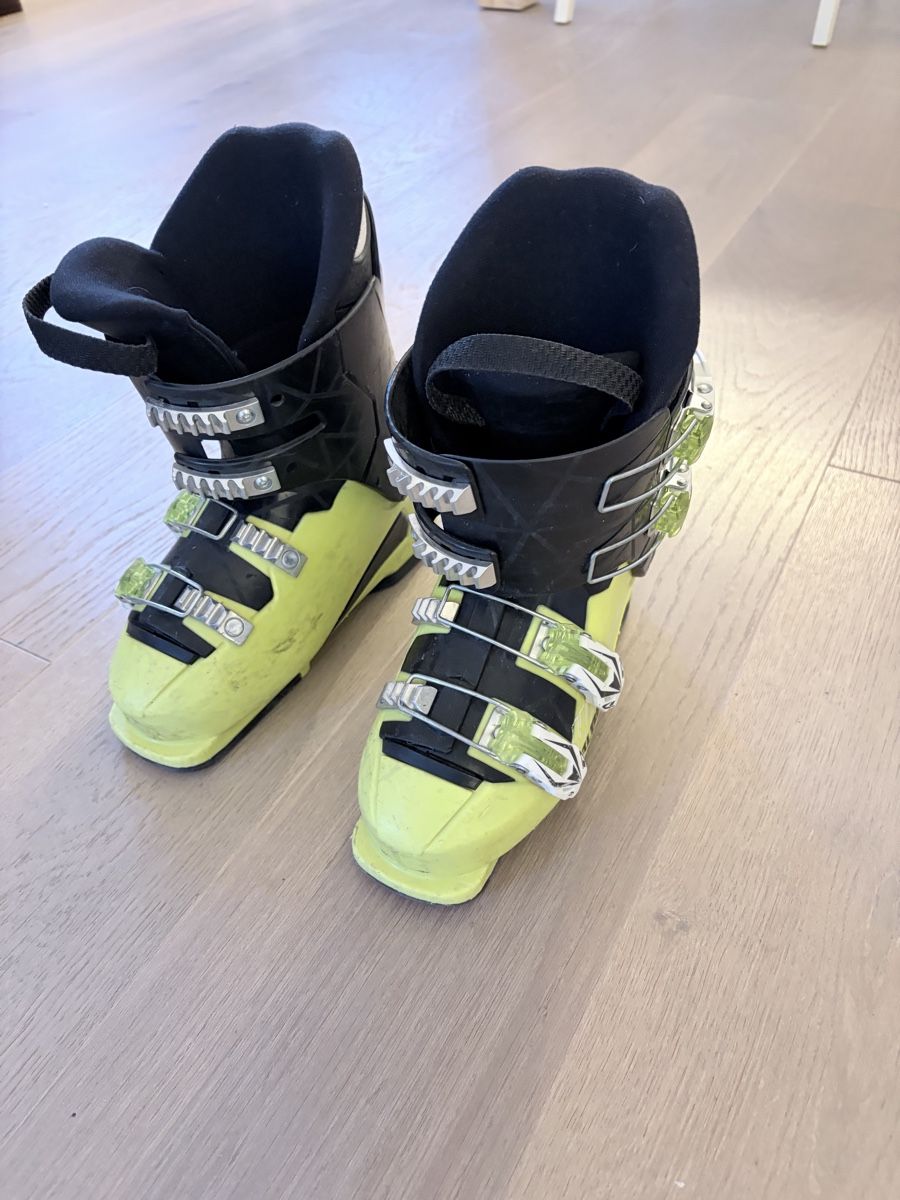 Schuhe für Jungen: Skischuhe Dalbello – Gebraucht aus Horgen von alvise77 1