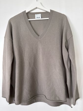 Allude Cashmere Sweater in XS
