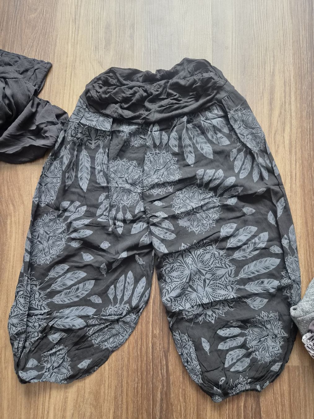 Lotti di vestiti: Kleiderpaket Grösse L – Usato da Altishofen venduto da tammy05 5