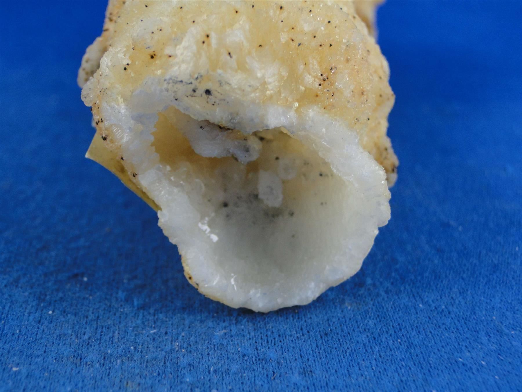 Mineralien & Heilsteine: Calcit – Gebraucht aus Schinznach Bad von Demerald 5