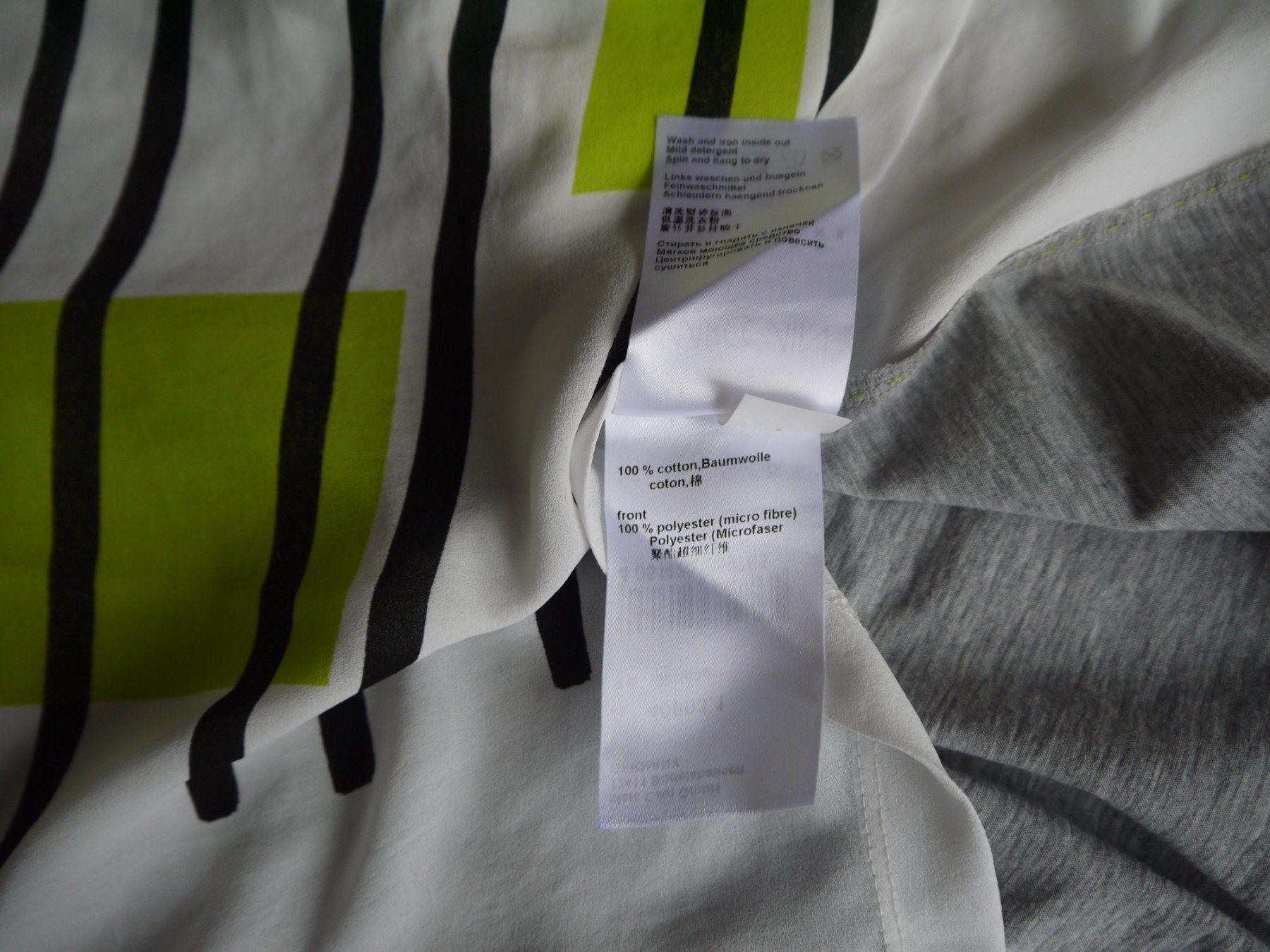 Marc Cain Camicette: Marc Cain Bluse / TShirt N6 – Usato da Hagendorn venduto da Blaf 4