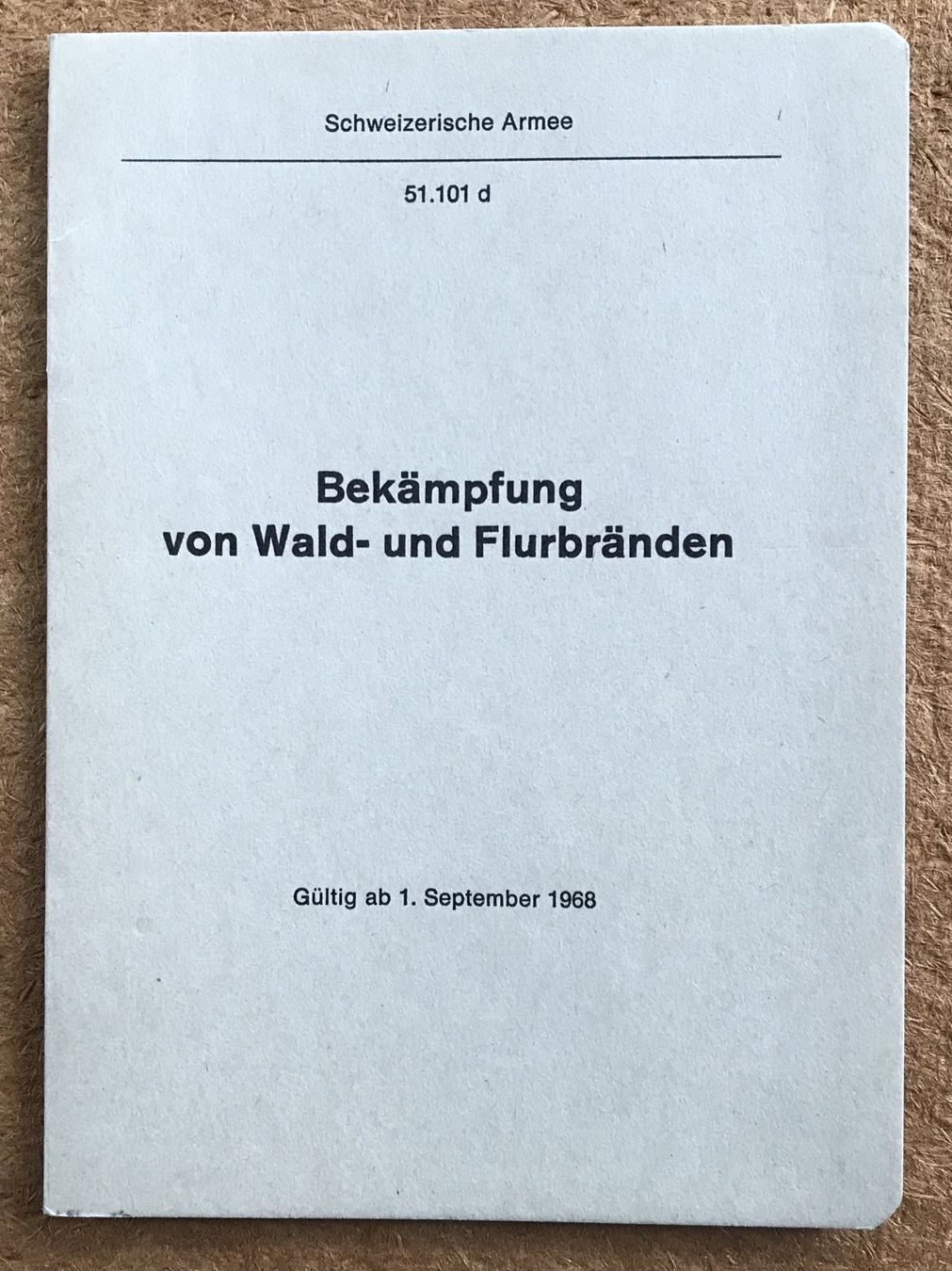Schweizer Armee Armi bianche: SCHWEIZER ARMEE BEKÄMPFUNG VON WALD UND FLURBRÄNDEN 1968 – Usato da Ostermundigen venduto da wini63