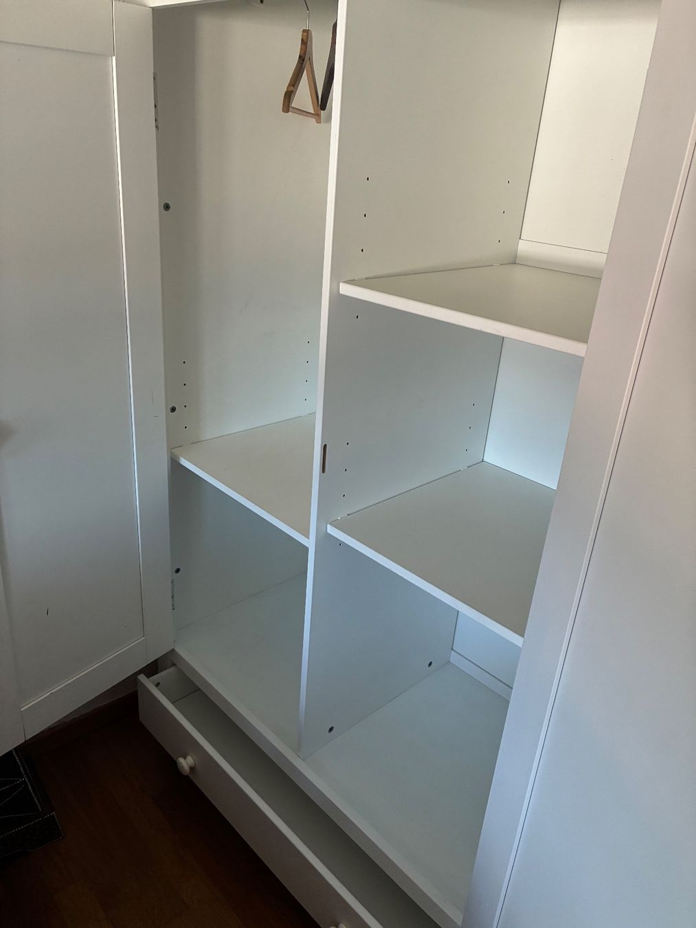 Armadi: Kinderschrank aus Holz, weiss – Usato da Zürich venduto da thetschi 2
