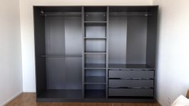 PAX Kleiderschrank in Schwarz ohne Türen