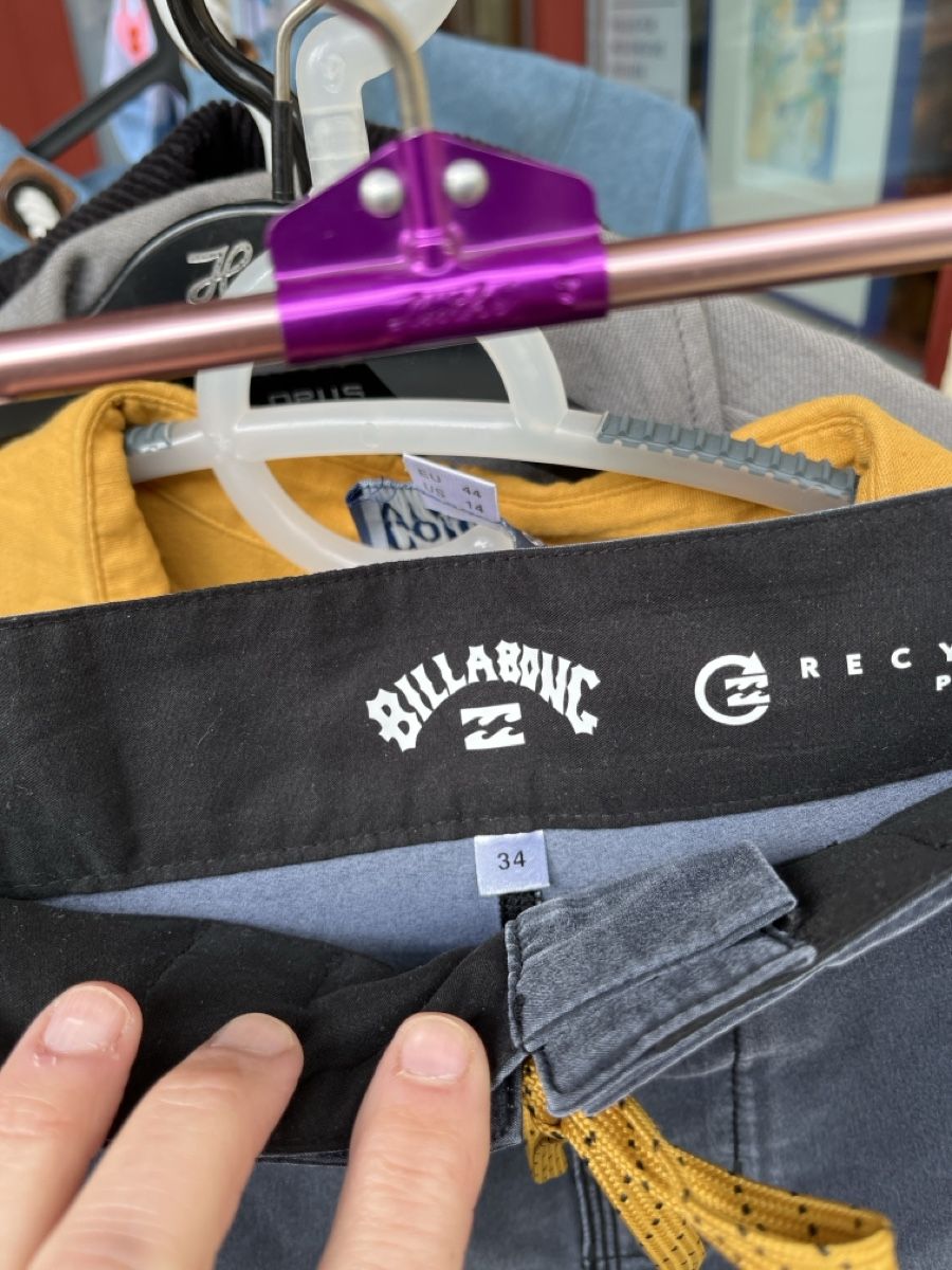 Billabong Costumi da bagno: Billabong Boardshorts Gr. 34 – Nuovo (secondo la descrizione) da Röschenz venduto da Annakournikova 3